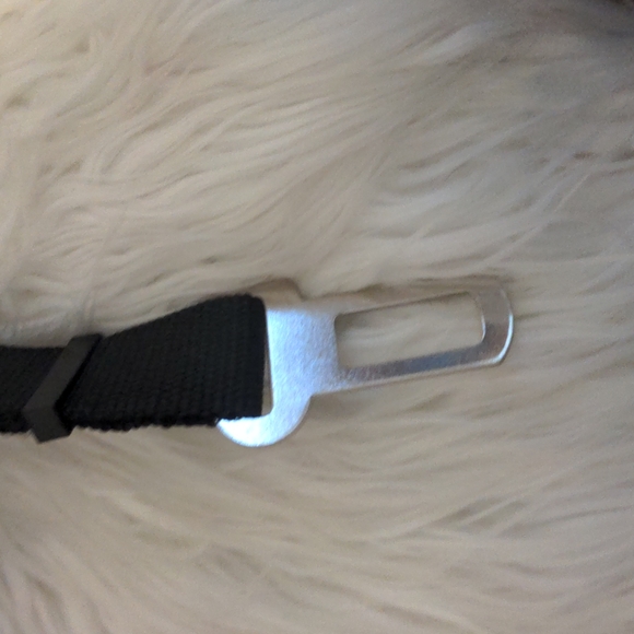 Dog leash seatbelt - Picture 3 of 5